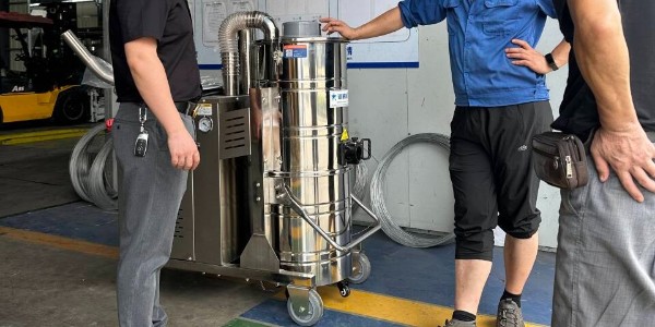 大型粉尘工业吸尘器怎样选择？CLEANVAC洁威科给你答案！